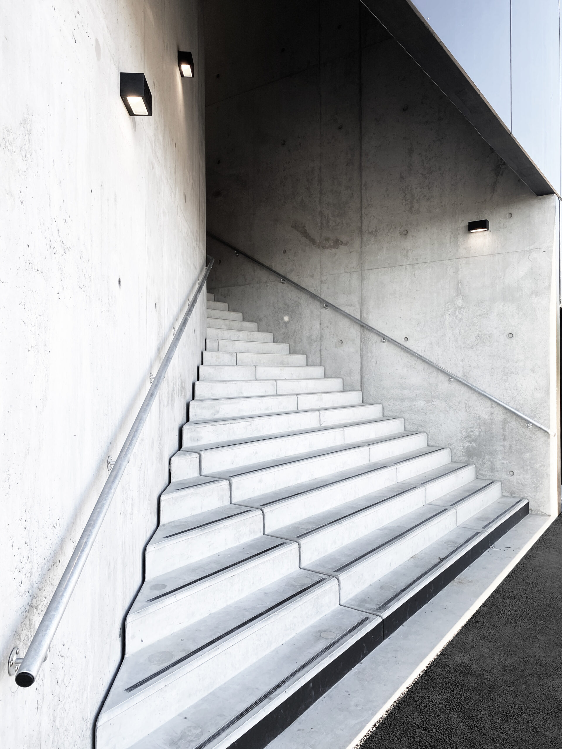 Escalier d'entrée / Thibaudeau Architecte